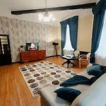 Riverside Old Town Spacious Few Steps From Dome Square And Cathedral شقة *