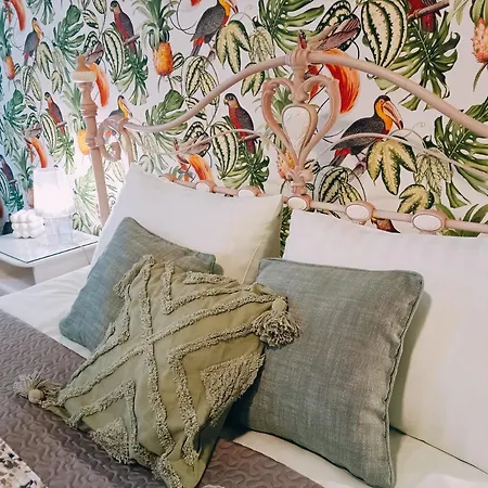 Riverside Old Town Spacious One Bedroom Few Steps From Dome Square And Cathedral 리가