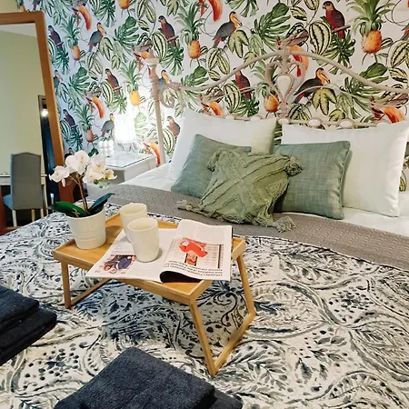 Riverside Old Town Spacious One Bedroom Few Steps From Dome Square And Cathedral *