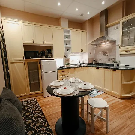 Riverside Old Town Spacious One Bedroom Few Steps From Dome Square And Cathedral Apartment